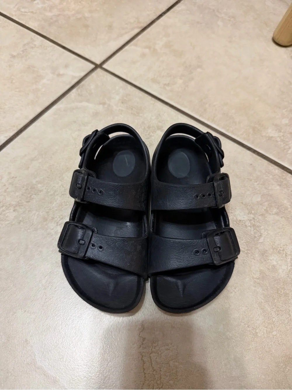 Birkenstock toddler Sandals size 25